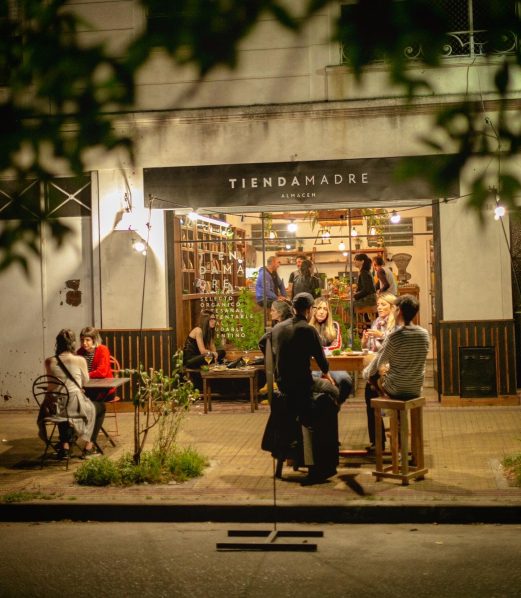 Tienda Madre: tapas, música y vermú