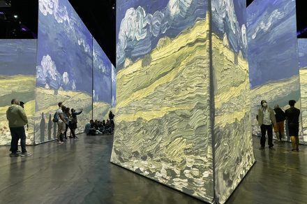 Así es la muestra inmersiva de Van Gogh en Argentina