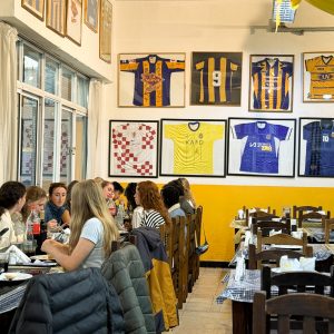 La Cocina de los Clubes llega a la TV: historias y sabores de los bodegones