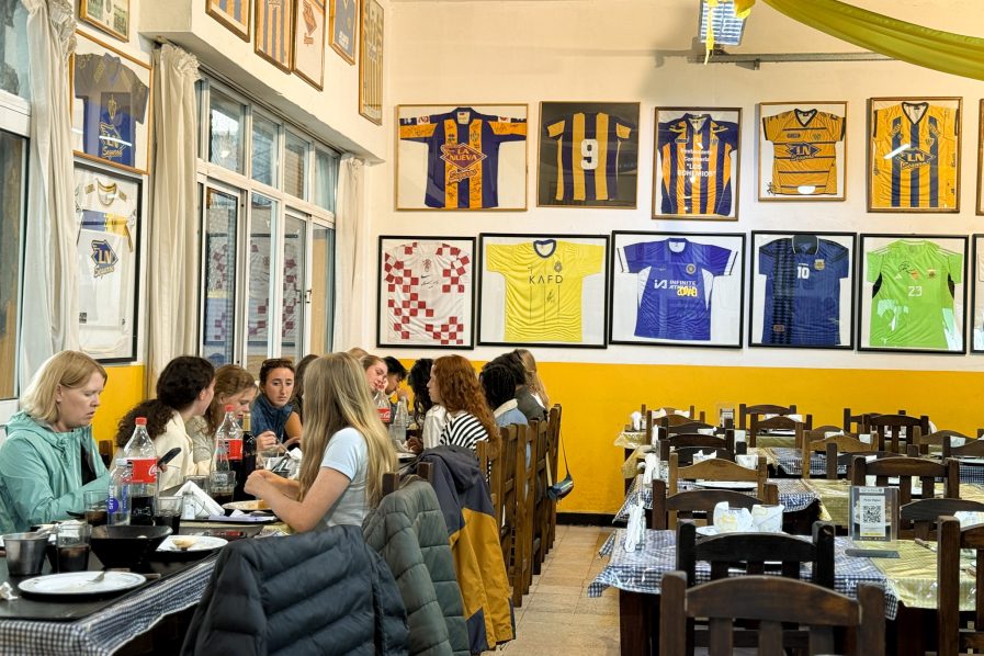 La Cocina de los Clubes llega a la TV: historias y sabores de los bodegones