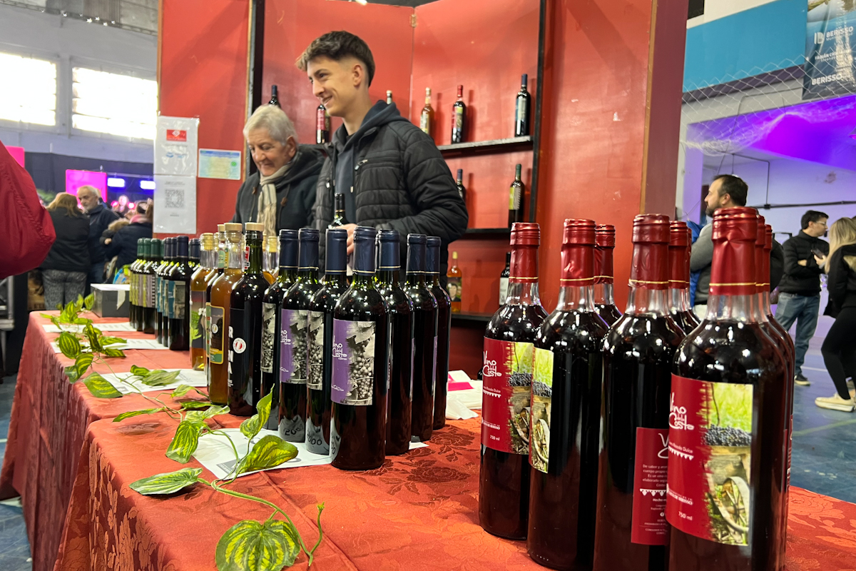Fiesta del Vino de la Costa en Berisso