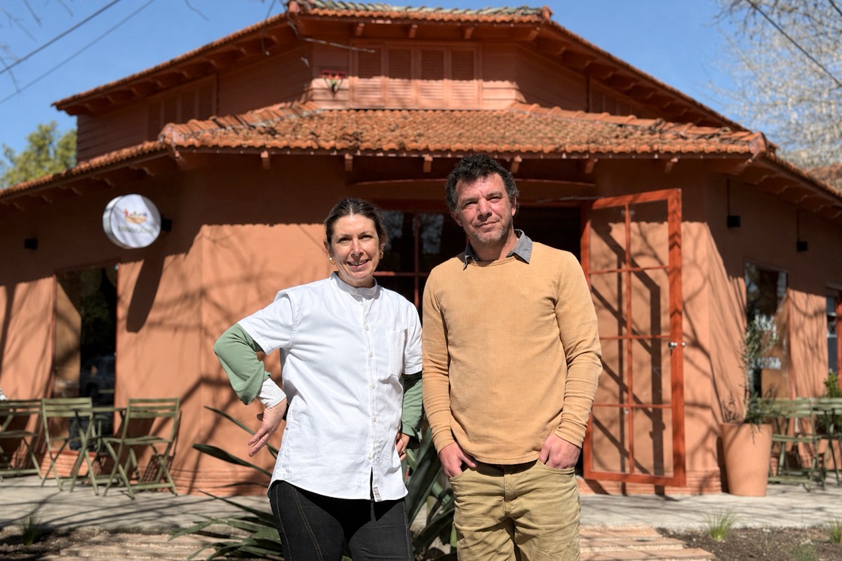 Ensalada se renueva en City Bell: suma espacio y nuevas propuestas en formato buffet