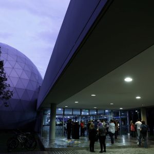 Atardeceres: el nuevo ciclo de Juntada en el Planetario platense